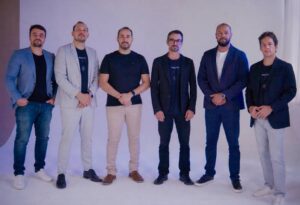 Da esquerda para a direita: Rafael Moraes, Tibério Lemes, Waller Maciel, Maxmiliano Barbosa, Gleidson Soares e Leonardo Moreira, sócios-diretores da Pacto Soluções