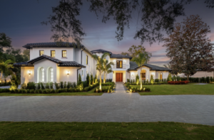 Andria Tagliari afirma que o projeto de design de interiores pode melhorar o investimento em uma vacation home.